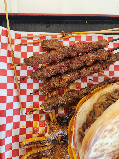 Photo of Perfect Meat Bowl (Windsor) 一碗水煮肉片 温莎店 - 2075 Wyandotte St W, Windsor, ON N9B 1J8