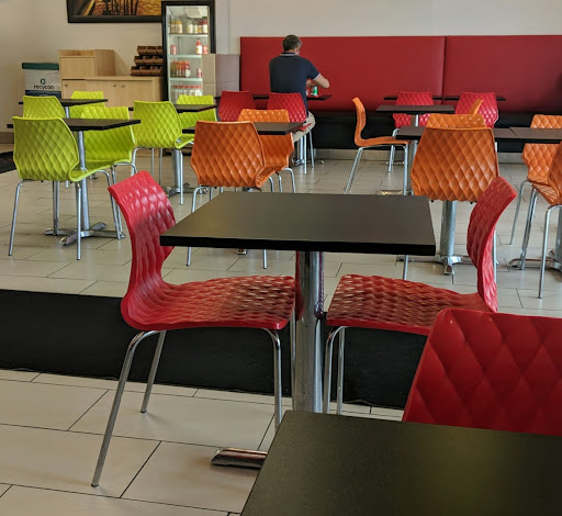 Photo of Amir - 5760 Blvd. Robert-Bourassa, Laval, QC H7E 0A5
