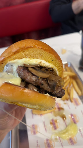 Photo of Allons Burger | Laval - Cure Labelle - 1205 Bd du Curé-Labelle, Laval, QC H7V 2V8