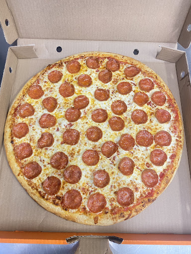 Photo of Pizza Pizza - 304 Erie St S, Leamington, ON N8H 3C5