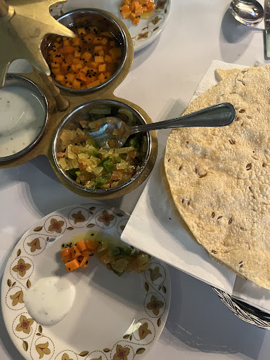 Photo of Royal Tandori Quebec city( halal) - 1746 1re Av., Québec, QC G1L 3L7