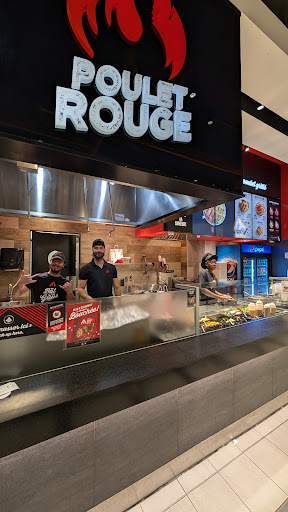 Photo of Poulet Rouge - 2450 Boul Laurier Entrée 4, Québec, QC G1V 2L1