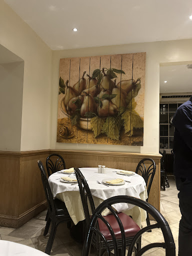 Photo of Maroush - 38 Beauchamp Pl, London SW3 1NU, UK