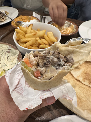 Photo of Maroush - 38 Beauchamp Pl, London SW3 1NU, UK