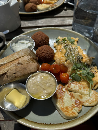 Photo of Bean & Hop - 424-426 Garratt Ln, London SW18 4HN, UK