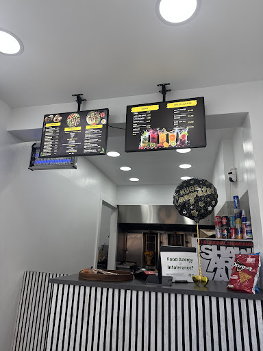 Photo of Shawarmanji - 185 Old Oak Rd, London W3 7HH, UK