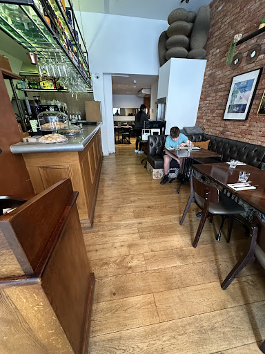 Photo of Tetas - 72 Belsize Ln, Belsize Park, London NW3 5BJ, UK