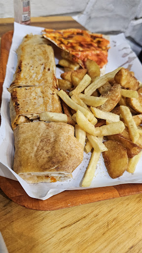 Photo of Basil Broasted بروستد وشاورما الريحان - 222 Kilburn High Rd, London NW6 4JP, UK