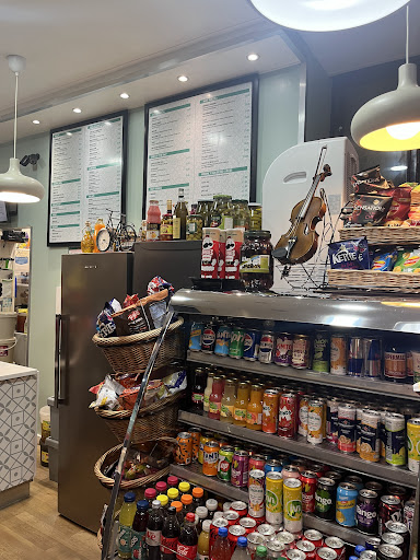 Photo of Sami Lebanese Deli (Lebanese/Mediterranean/Falafel) - 32 Horselydown Ln, London SE1 2LN, UK