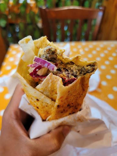 Photo of Reina Döner & Kebab - 5 Junction Rd, Archway, London N19 5QT, UK