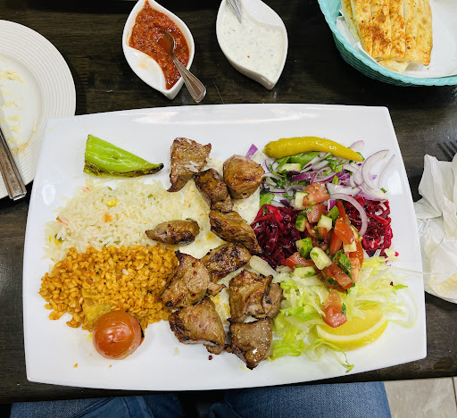 Photo of Reina Döner & Kebab - 5 Junction Rd, Archway, London N19 5QT, UK