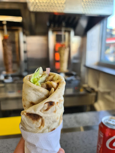 Photo of Soumer Express - 1a, Gladstone Parade, Edgware Rd, London NW2 6JR, UK