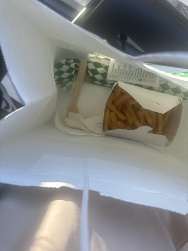 Photo of Mayyil - Lebanese On The Go - 343 Upper St, London N1 0PD, UK