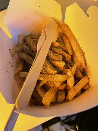 Photo of Mayyil - Lebanese On The Go - 343 Upper St, London N1 0PD, UK