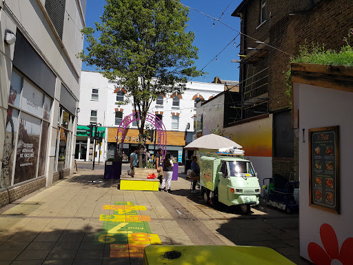 Photo of King Falafel Wimbledon - Hartfield Walk - Kiosk, 2 Hartfield Walk, London SW19 1QD, UK