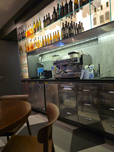 Photo of Maroush - 131 Earls Ct Rd, London SW5 9RQ, UK