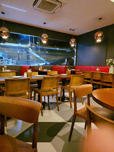 Photo of Maroush - 131 Earls Ct Rd, London SW5 9RQ, UK