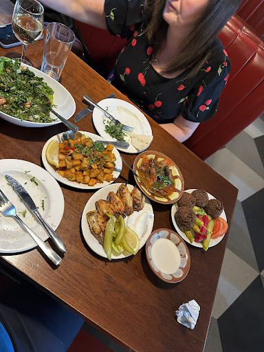 Photo of Maroush - 131 Earls Ct Rd, London SW5 9RQ, UK