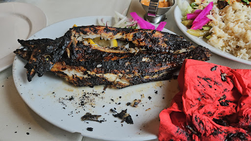 Photo of Shawarma Hut - Restaurant Elephant and Castle - 292b Walworth Rd, London SE17 2TE, UK