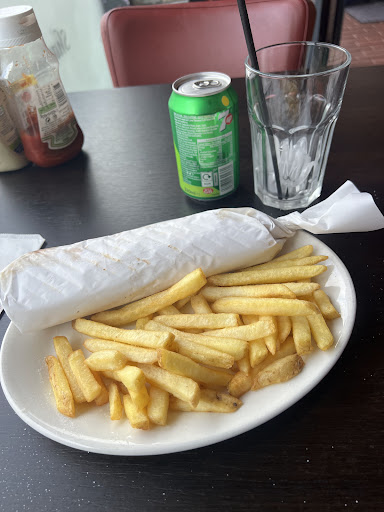 Photo of Shawarma Hut - Restaurant Elephant and Castle - 292b Walworth Rd, London SE17 2TE, UK