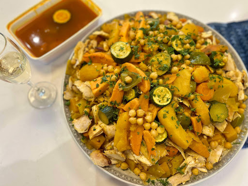 Photo of Chich Taouk Magog - 420 Rue Principale O, Magog, QC J1X 2A9