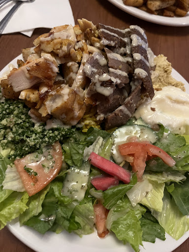 Photo of Chich Taouk Magog - 420 Rue Principale O, Magog, QC J1X 2A9