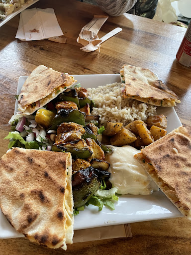 Photo of Amir - 5230 Rue Jean-Talon E, Saint-Léonard, QC H1S 1L1