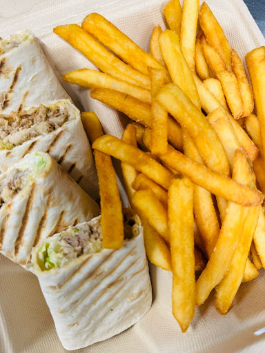 Photo of Osmow's Shawarma - 600 Lakeshore Rd E, Mississauga, ON L5G 1J4
