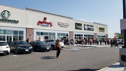 Photo of Osmow's Shawarma - 6795 Airport Rd Unit A3, Mississauga, ON L4V 1E6