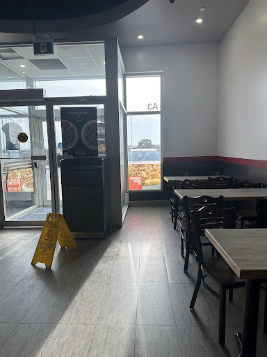 Photo of Osmow's Shawarma - 6795 Airport Rd Unit A3, Mississauga, ON L4V 1E6
