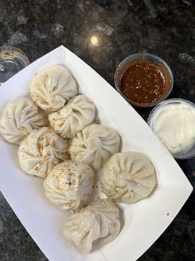 Photo of The Tummy Section By Delhi Boyz (Mississauga) - 2121 Dundas St E, Mississauga, ON L4X 1M3