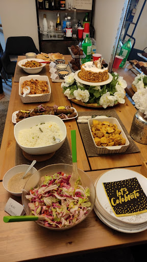 Photo of Tomars Doner - 94b Lakeshore Rd E, Mississauga, ON L5G 1E3