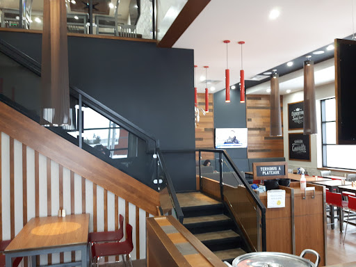 Photo of Express St-Hubert - 1780 Rue des Mélèzes, Dolbeau-Mistassini, QC G8L 3M8