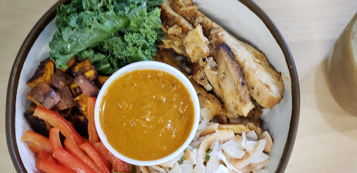 Photo of HARVEST Clean Eats (Downtown Moncton) - 679 Main St, Moncton, NB E1C 4W8