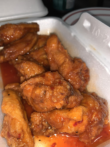 Photo of WOW! Wing House Shelburne - 800 Main St E, Shelburne, ON L0N 1S4