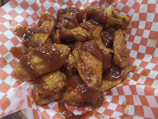 Photo of WOW! Wing House Shelburne - 800 Main St E, Shelburne, ON L0N 1S4
