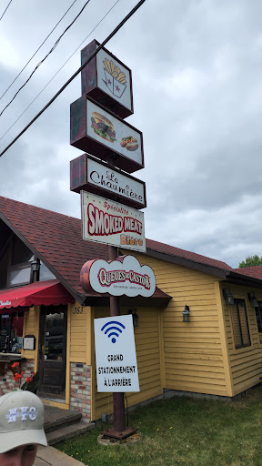Photo of Restaurant La Chaumière - 353 Bd Albiny Paquette, Mont-Laurier, QC J9L 1K5