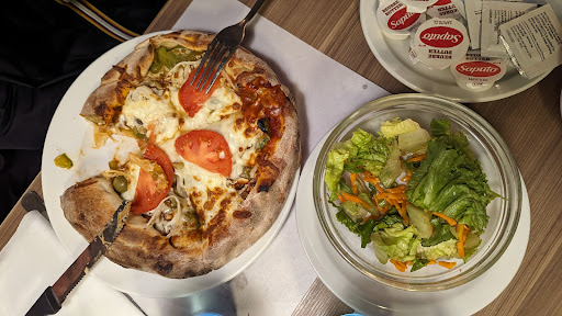 Photo of Restaurant Le Rapide - 556 Rue du Portage, Mont-Laurier, QC J9L 2A4