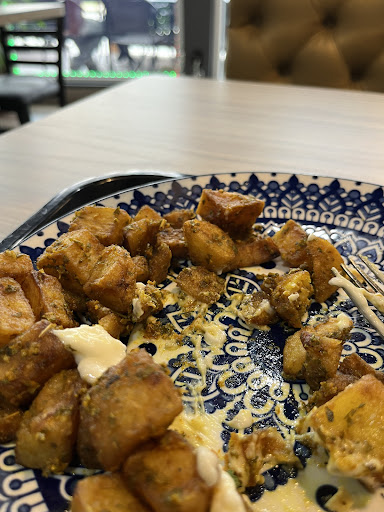 Photo of Restaurant Zein mont-laurier - 476 Rue Carillon #476, Mont-Laurier, QC J9L 1P9