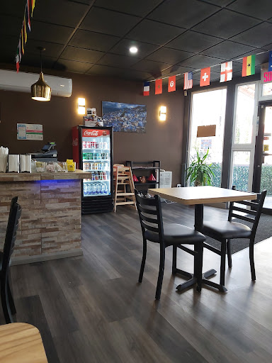 Photo of Restaurant Zein mont-laurier - 476 Rue Carillon #476, Mont-Laurier, QC J9L 1P9