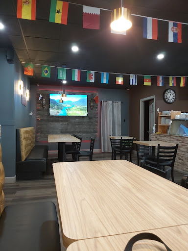 Photo of Restaurant Zein mont-laurier - 476 Rue Carillon #476, Mont-Laurier, QC J9L 1P9