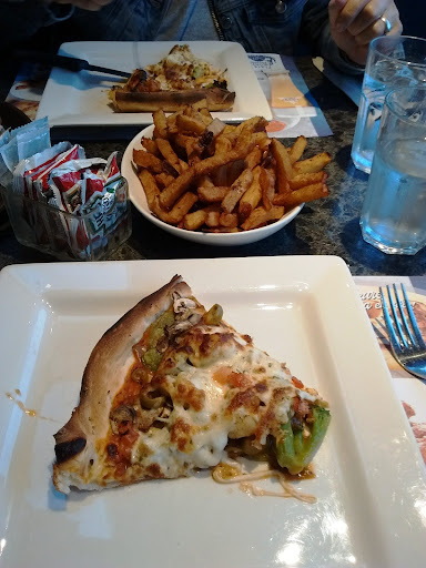 Photo of Restaurant Place Mont-Laurier Pizzeria - 457 Bd Albiny Paquette, Mont-Laurier, QC J9L 1K7