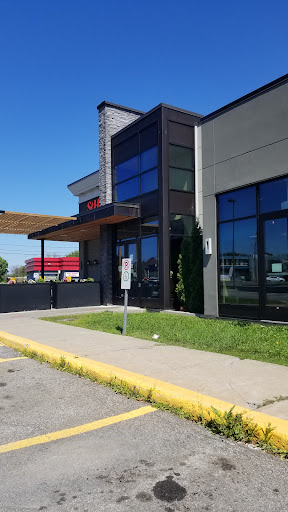 Photo of Rôtisserie St-Hubert - 1108 Bd Albiny Paquette, Mont-Laurier, QC J9L 1M5
