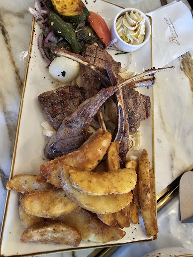 Photo of Restaurant Rosana - 1320 Blvd. Marcel-Laurin, Saint-Laurent, QC H4R 1J9