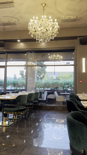 Photo of Restaurant Rosana - 1320 Blvd. Marcel-Laurin, Saint-Laurent, QC H4R 1J9
