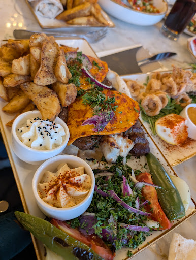 Photo of Restaurant Rosana - 1320 Blvd. Marcel-Laurin, Saint-Laurent, QC H4R 1J9