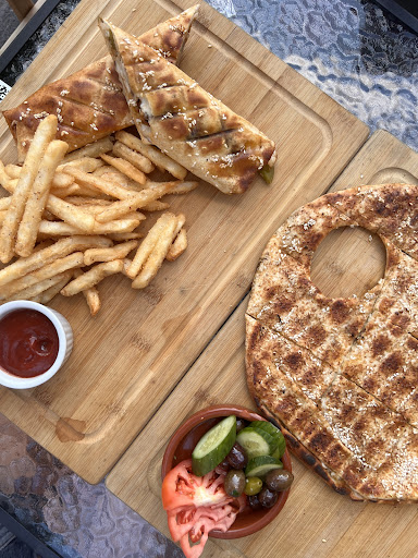 Photo of Semsom-resto lounge mtl - 771 Bd Décarie, Saint-Laurent, QC H4L 3L4