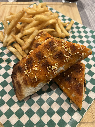 Photo of Semsom-resto lounge mtl - 771 Bd Décarie, Saint-Laurent, QC H4L 3L4