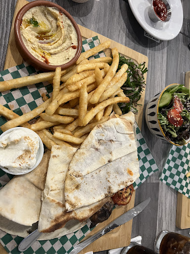 Photo of Semsom-resto lounge mtl - 771 Bd Décarie, Saint-Laurent, QC H4L 3L4