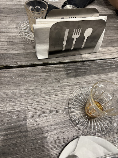 Photo of Semsom-resto lounge mtl - 771 Bd Décarie, Saint-Laurent, QC H4L 3L4